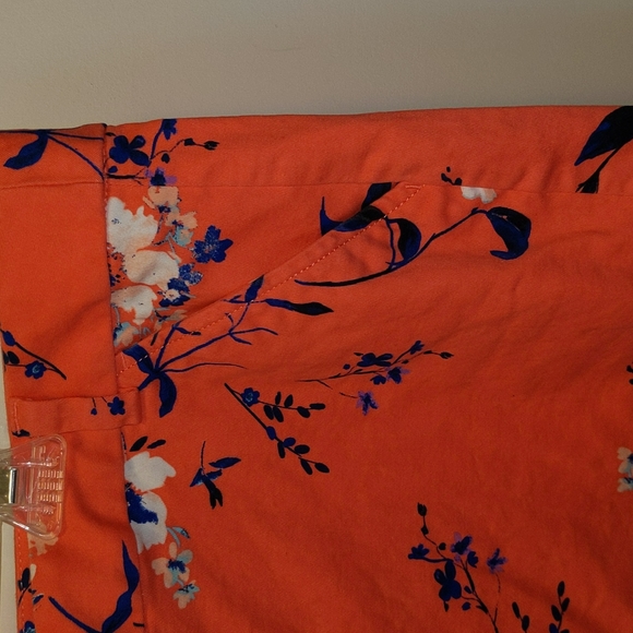 Boutique Midi Women's Size 20W Cotton Blend Floral Print Shorts - Picture 2 of 9